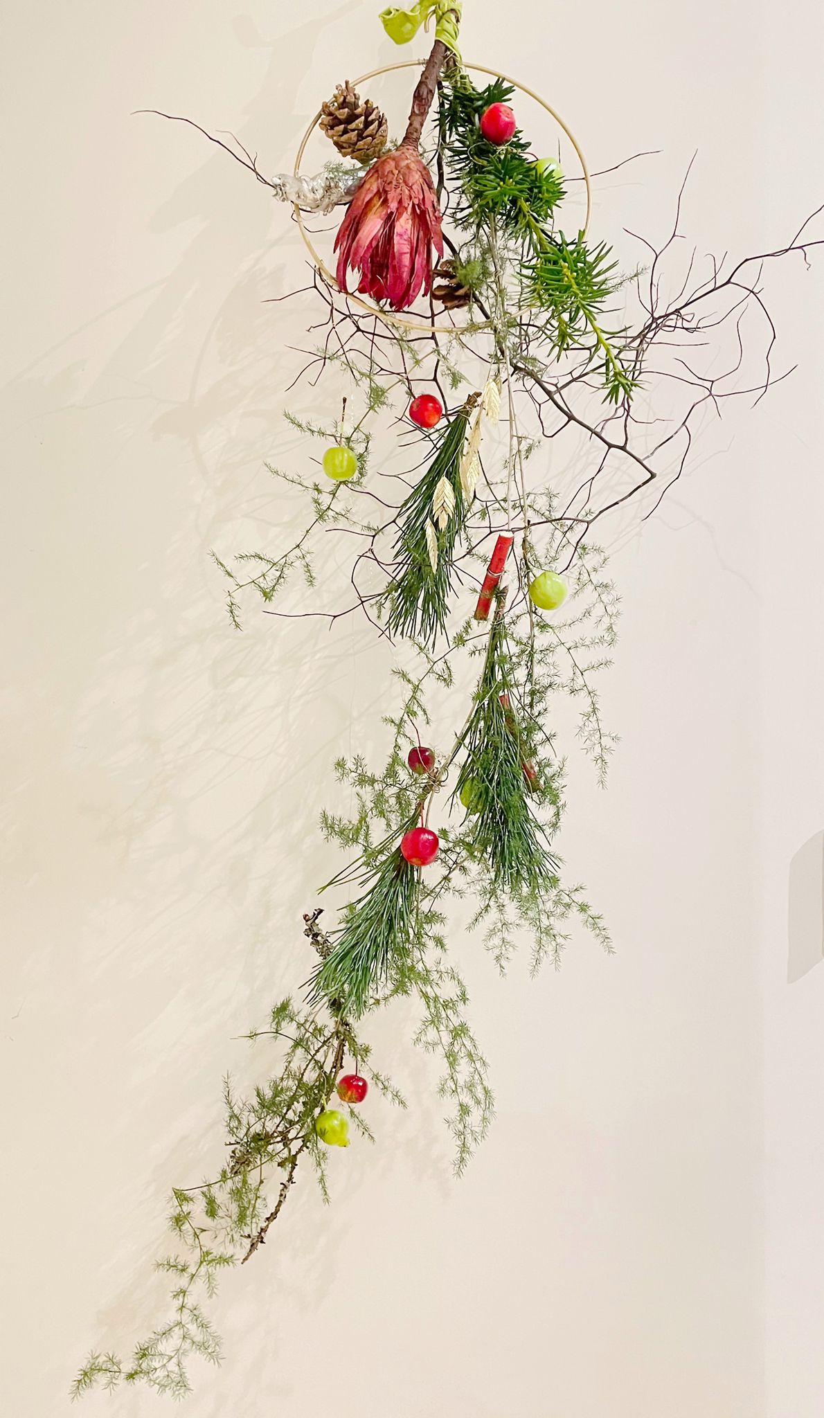 Lol Vriendin Wegversperring Hangcreatie-Kerst-slinger - Blomatelier Gouda - International Floral Design