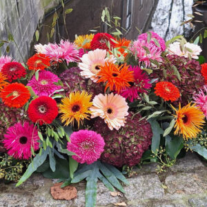 Gerbera garden rouwboeket